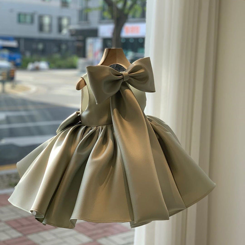 The Virtuoso | European-Style Piano Performance & Host Gown