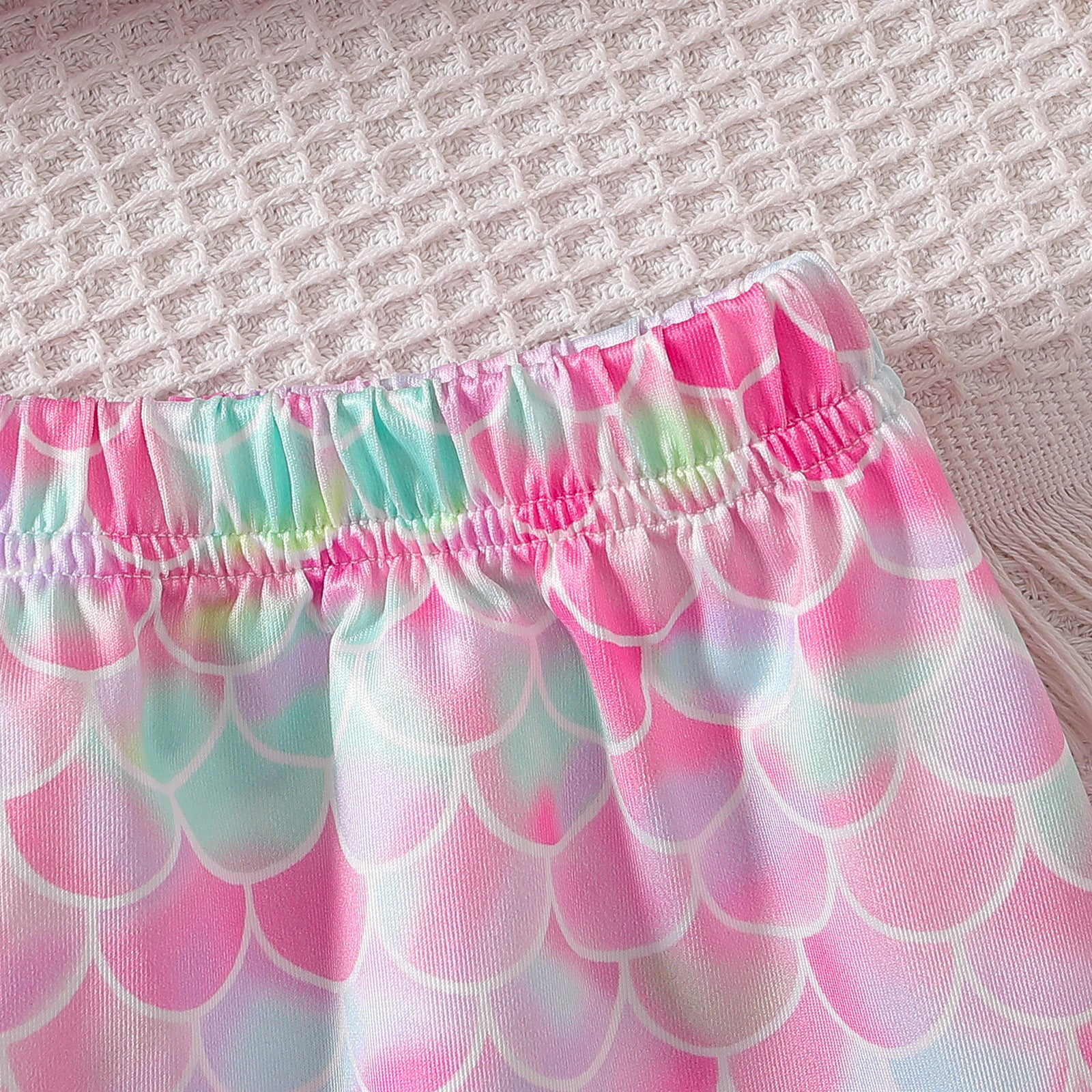 The Petal-Chic | Girls’ 2026 Sweet Ruffle Sling & Printed Shorts Set